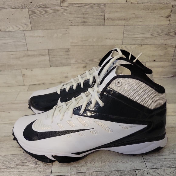 NWOT Nike Mens Vapor Pro 3/4 Destroyer Football White Black 527879-100 Size 11.5 main image 4